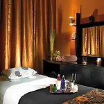Horse & Jockey Hotel 